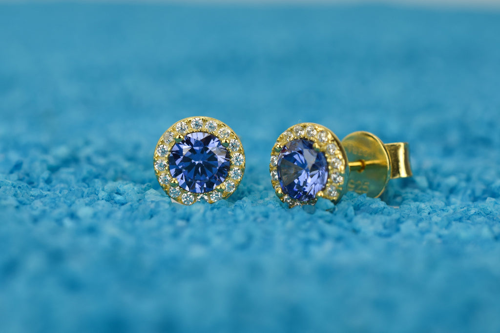 Tanaziet oorbellen, blauwe tanaziet oorknoppen, gouden tanaziet oorknoppen, oorbellen birthstone, geboortestenen oorbellen, blauwe oorbellen, blauwe oorbellen tanaziet, paarse oorbellen, violette oorbellen, roze gouden oorbellen blauw, zilveren birthstone sieraden