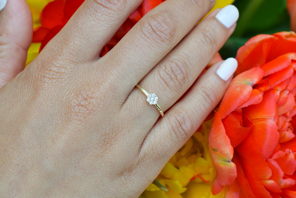 14k bloemen ring, ring met steen goud, gouden ring met stenen, 14 karaat stenen ring, gouden bloemen ring, 14k dames ring, verlovingsring goud, 14k gouden verlovingsring, gouden ring, gouden daisy ring