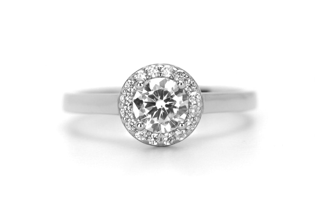 halo gouden ring, 18k goud, verlovingsring, ronde ring, gouden ronde ring, stapel ring, bruidsring