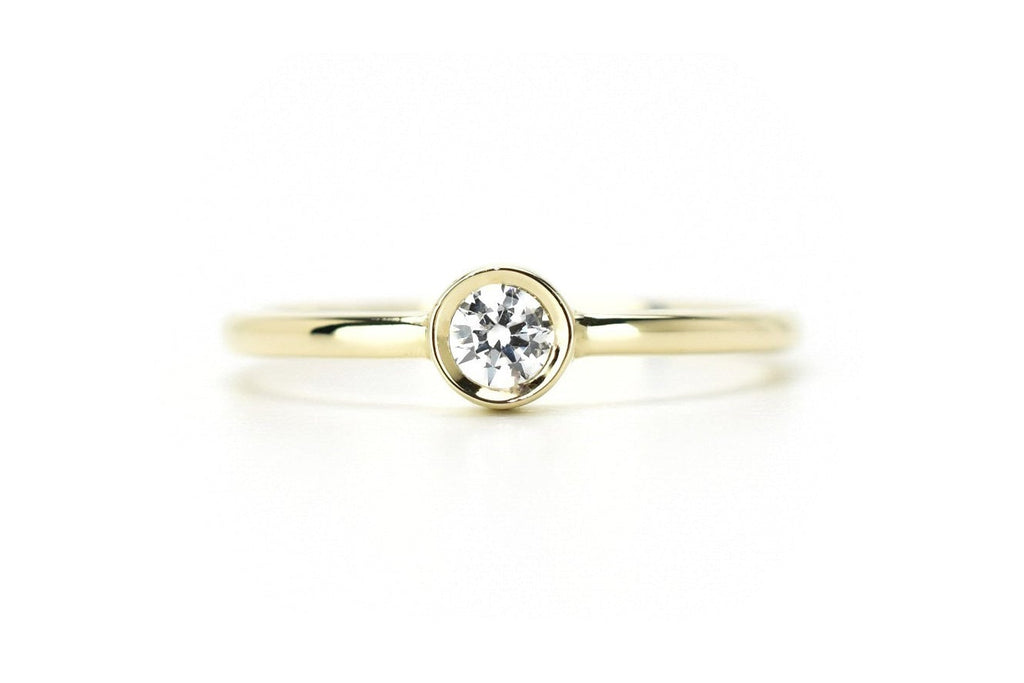 14k solitaire gouden ring, gouden ring met steen, 14 karaat gouden ring, stapelring goud, gouden verlovingsring, trouwring goud, dames gouden ring