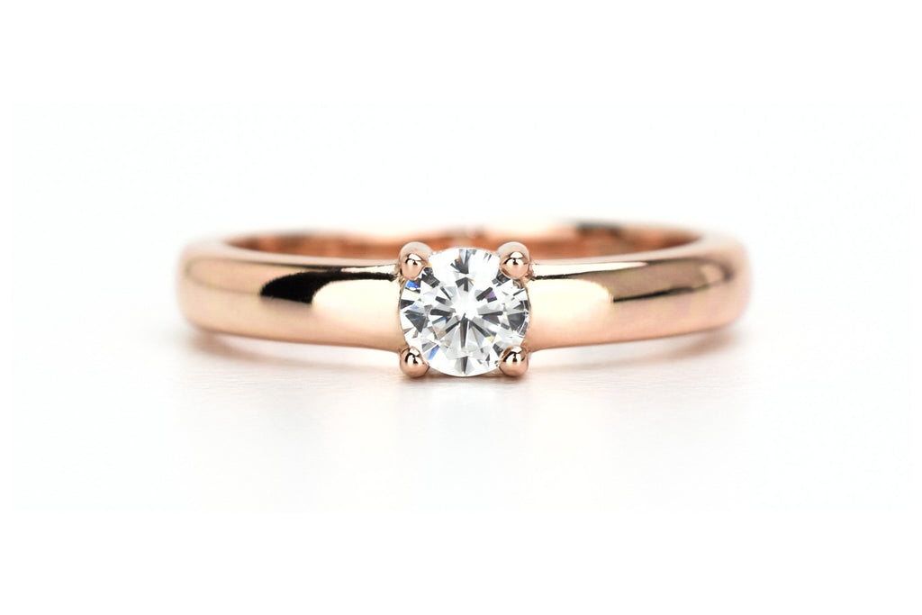 solitaire ring goud, verlovingsring, trouwring goud, ring met steen, solitaire gouden ring, ring voor haar, klassieke gouden ring